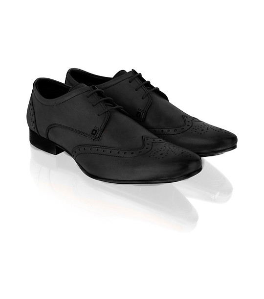 Мъжки кожени обувки тип Оксфорд в черно снимка