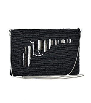 Дамска чанта тип плик в черно, бяло и сребристо Револвер снимка