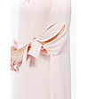 Бледорозова рокля с декорация Lilia-4 снимка
