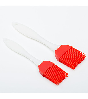 Комплект от две силиконови четки в бяло и червено снимка