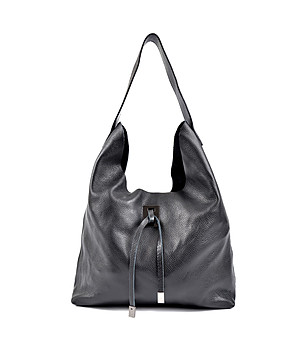 Дамска кожена чанта в черно Nelly снимка