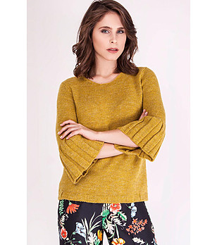 Дамски плетен пуловер в цвят горчица Cheryl снимка