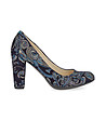 Дамски обувки в черно и синьо с флорални елементи-0 снимка