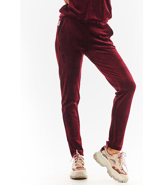 Спортно долнище в цвят бордо с кадифен ефект Monika снимка