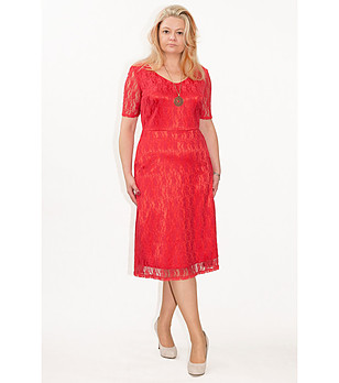 Дантелена рокля в червен нюанс Florence снимка