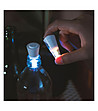 Комплект от 2 тапи за вино с многоцветна LED лампичка-4 снимка