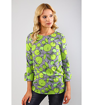 Сива дамска блуза със зелен принт снимка