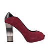 Дамски велурени обувки в цвят бордо Dee-0 снимка