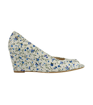 Бежови дамски кожени обувки със син флорален принт Faela снимка