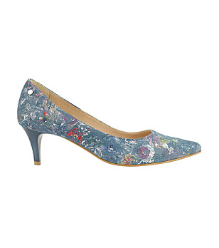 Дамски сини обувки от естествена кожа с флорални мотиви Tiara снимка