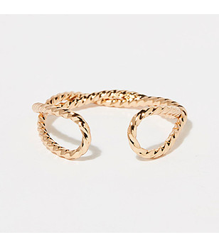 Златист дамски пръстен със стилен дизайн La Tiva  снимка