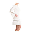 Трапецовидна дамска чанта от естествена кожа в бяло Carlie-4 снимка