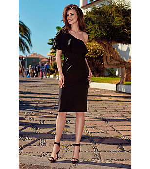 Черна рокля с ефектен дизайн Dea снимка