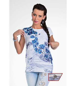 Дамска блуза в бяло с принт в сини нюанси Orchidea снимка