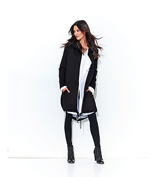 Дамска жилетка в черно с памук Vlada снимка