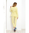 Жълт дамски костюм от сако и панталон-1 снимка