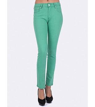 Дамски панталон с памук в зелено Aria снимка
