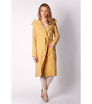 Дамско палто в цвят камел Futura снимка