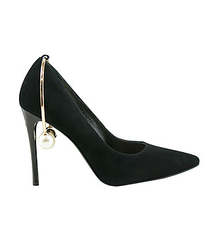 Черни дамски обувки със златист декоративен детайл Viv снимка