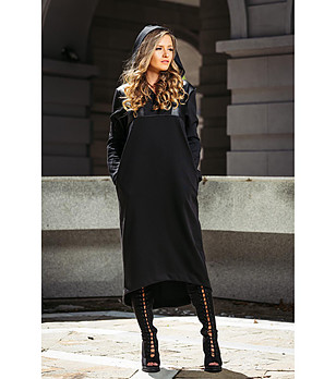 Черна рокля с елементи от еко кожа снимка