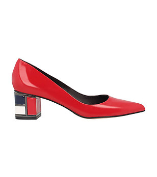 Лачени дамски обувки в червено Agnes снимка