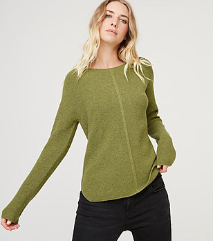Дамски пуловер в цвят маслина Amina снимка