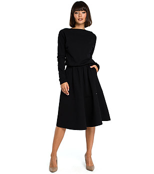 Памучна черна разкроена рокля Daria снимка
