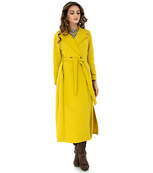 Дълъг дамски шлифер в цвят в цвят лайм снимка