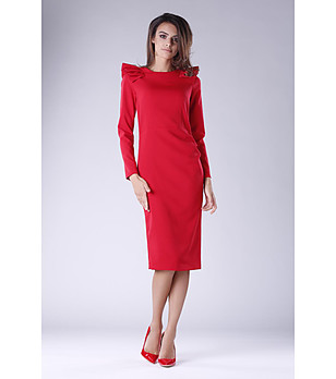 Червена рокля с къдрички при раменете Lorrain снимка