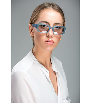 Дамски сини рамки за очила снимка