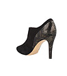 Черни дамски затворени обувки Zefira-2 снимка