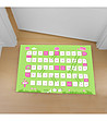 Постелка - игра в зелено, бяло и розово 52х75 см-0 снимка