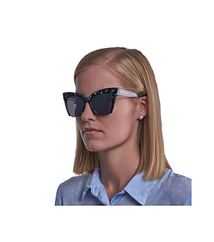 Черни дамски слънчеви очила с нестандартен дизайн Klea снимка