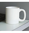 Бяла керамична чаша с имитация на изхвърлен фас на дъното 300 мл-3 снимка