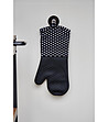 Термоустойчиви готварски ръкавици в черно със силикон-3 снимка