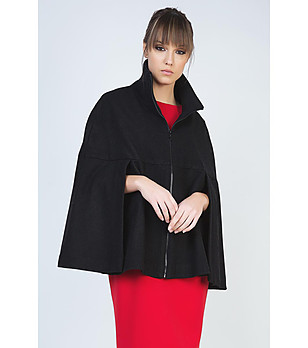 Черно дамско палто тип пончо Kari с вълна снимка