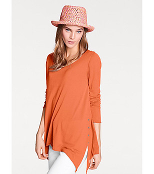 Асиметрична оранжева дамска блуза Nikol снимка