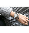 Сребрист дамски часовник с бяла кожена каишка Izala-1 снимка