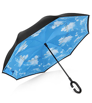 Черен чадър с обратно отваряне с принт Синьо небе снимка