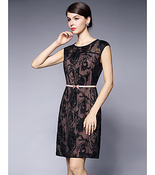 Черна копринена рокля с флорални мотиви            снимка