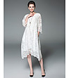 Бяла рокля с флорални мотиви-0 снимка