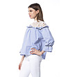 Раирана дамска блуза в синьо и бяло с дантела Mireille-2 снимка