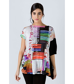 Многоцветна дамска асиметрична блуза Foresta снимка