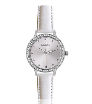 Сребрист дамски часовник с камъчета и бяла кожена каишка Tiffany снимка