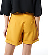 Дамски къси панталони с елегантен дизайн Mala в цвят горчица-1 снимка