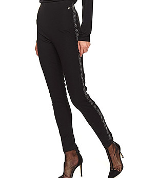 Черен дамски панталон с кант с декорация встрани Nessa снимка
