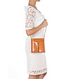 Дамска кожена чанта за рамо в цвят коняк Anghiari-4 снимка