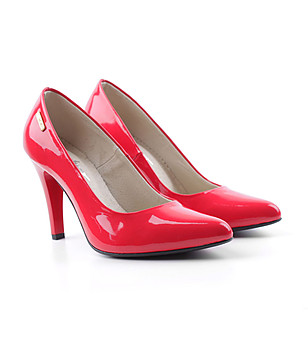Червени дамски лачени обувки на ток Ena снимка