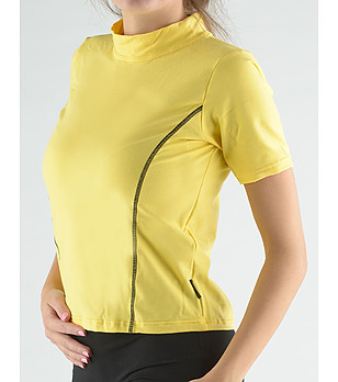 Жълта дамска памучна спортна тениска Yara снимка