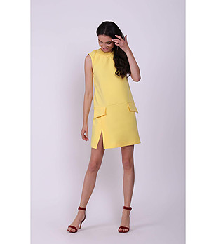 Жълта рокля Vencia с цепка снимка